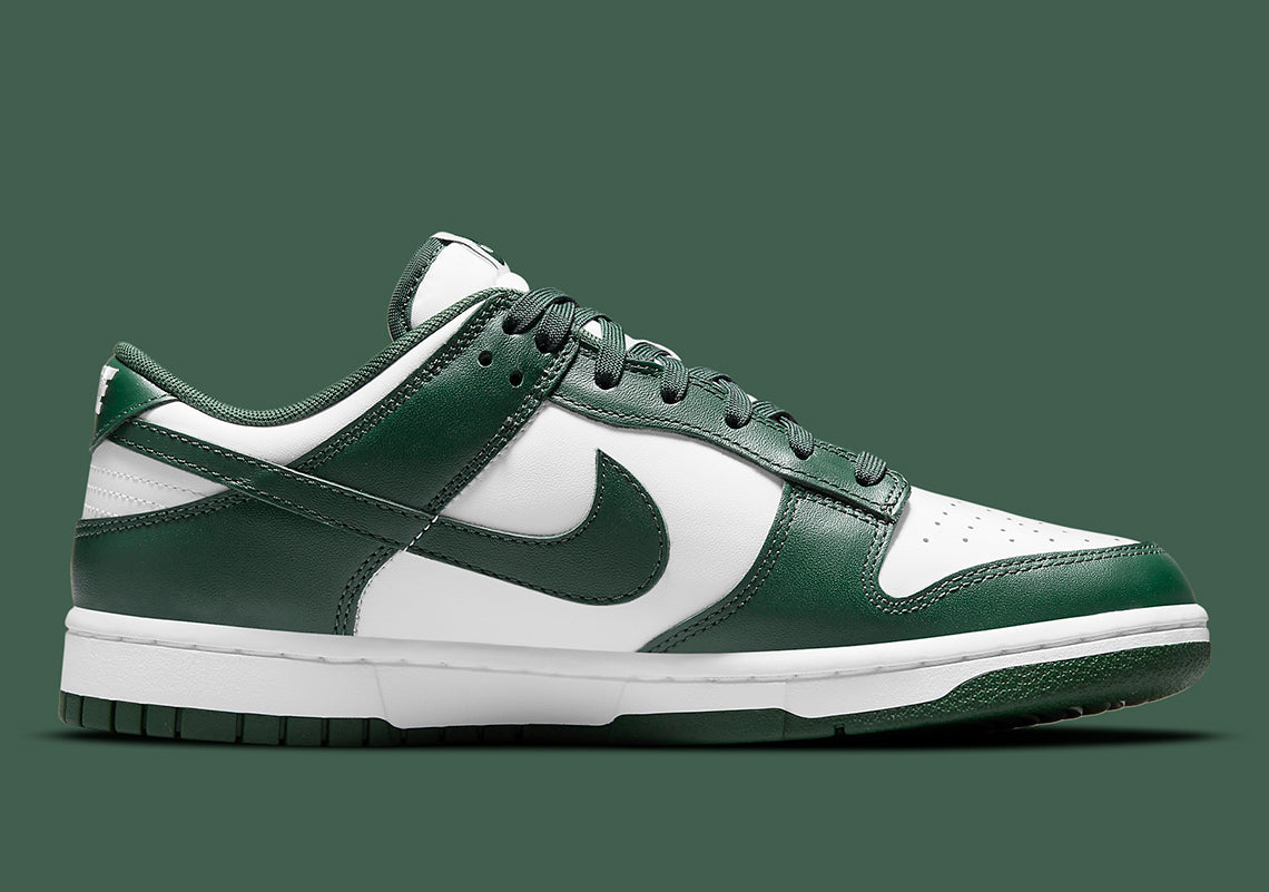 Nike Dunk Low "Michigan State"