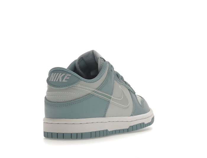 Nike Dunk Low "Clear Blue" Sneaker